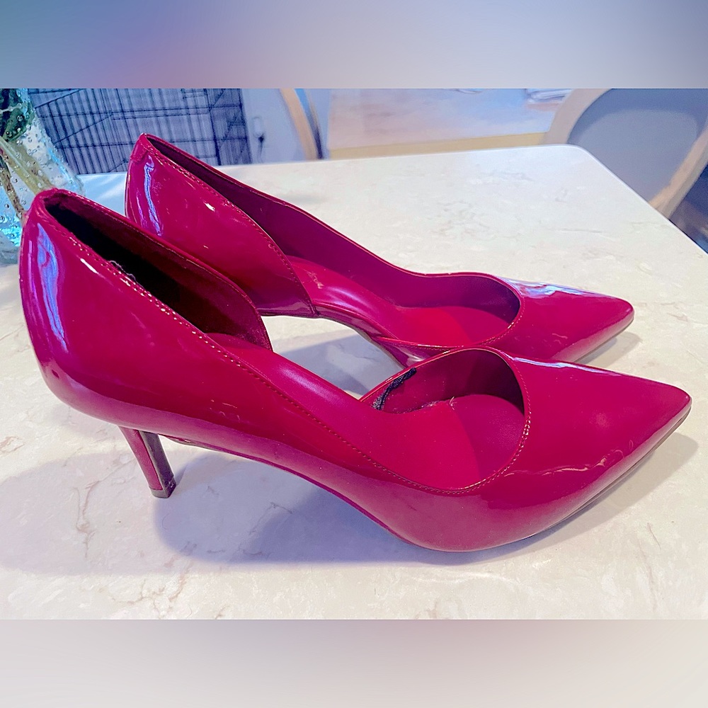 Sexy red Bandolino heels